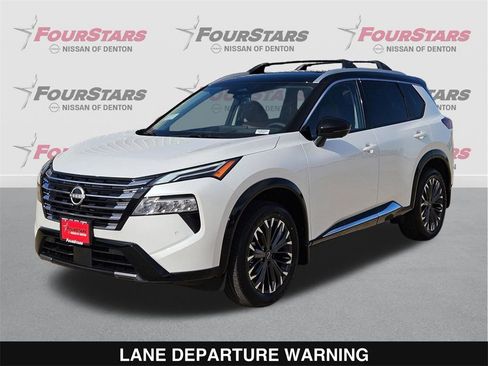 New 2026 Nissan Rogue Platinum image 9