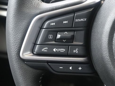 Certified 2025 Subaru Outback Limited image 27