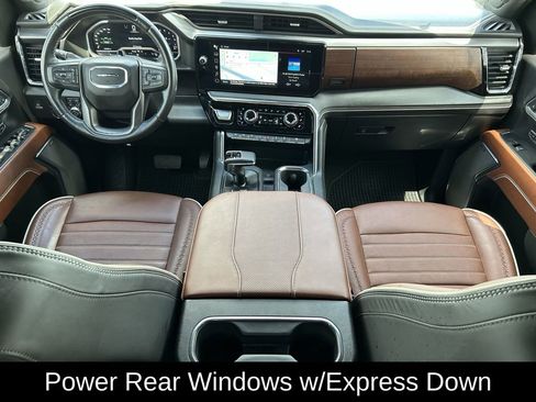 Used 2024 GMC Sierra 1500 Denali Ultimate image 11