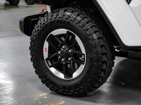 Used 2021 Jeep Wrangler Unlimited Rubicon AWD/4WD image 50