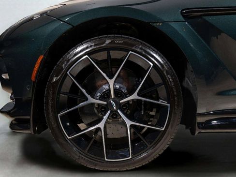 New 2026 Aston Martin DBX 707 image 8