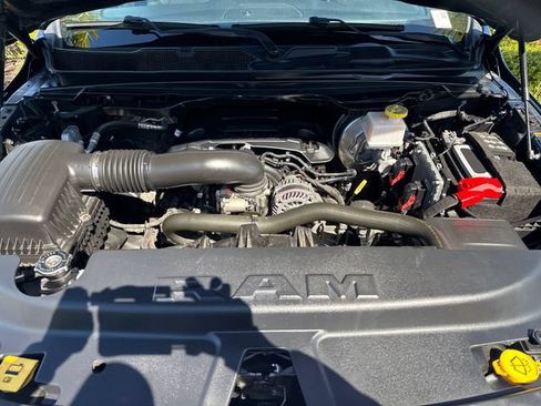 Used 2022 RAM 1500 Big Horn AWD/4WD image 12