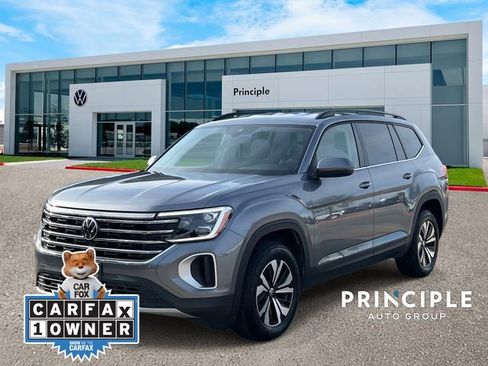 Used 2024 Volkswagen Atlas SE image 1