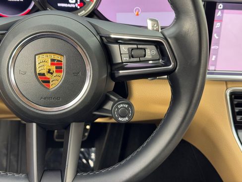 Used 2021 Porsche Panamera 4S image 22