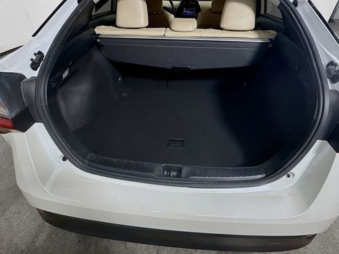Used 2022 Toyota Prius XLE FWD image 25