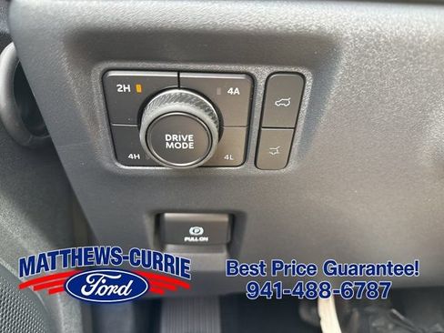 New 2026 Ford Expedition Platinum w/ Stealth Performance Package AWD/4WD image 28