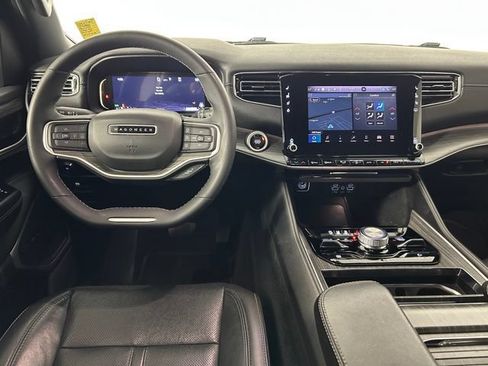 Used 2023 Jeep Wagoneer L Series III w/ Convenience Group I AWD/4WD image 36