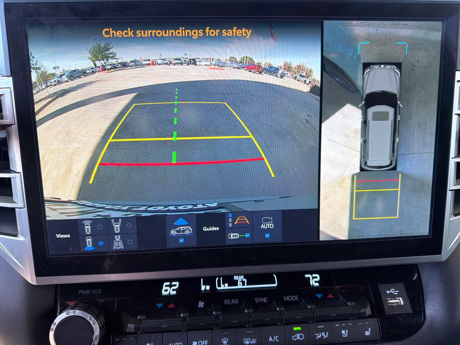 Used 2025 Toyota Sequoia Platinum AWD/4WD image 10