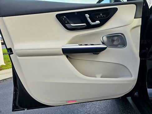 New 2026 Mercedes-Benz GLC 300 4MATIC image 19