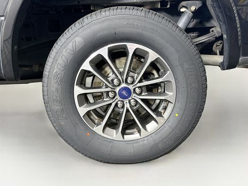 Used 2018 Ford F150 Lariat AWD/4WD image 11