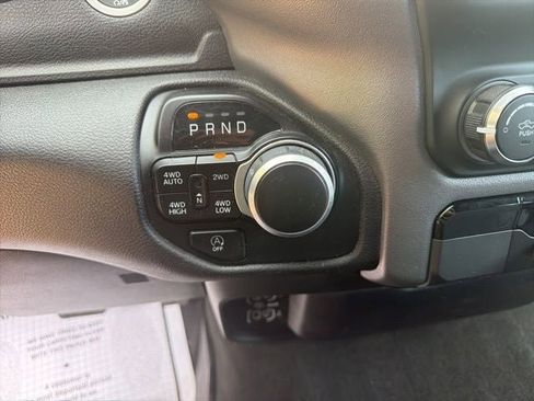 Used 2022 RAM 1500 Big Horn AWD/4WD image 16