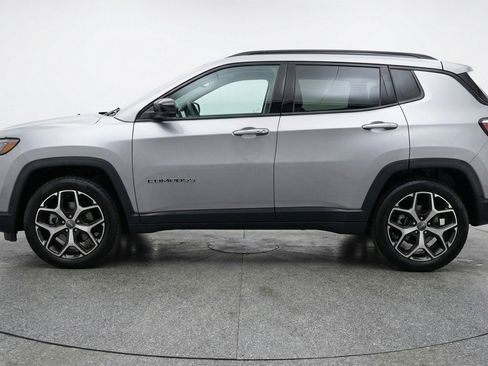 Used 2025 Jeep Compass Limited AWD/4WD image 5