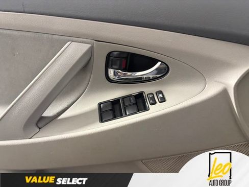 Used 2008 Toyota Camry LE FWD image 18