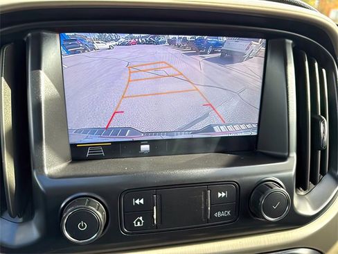 Used 2021 GMC Canyon Denali image 24