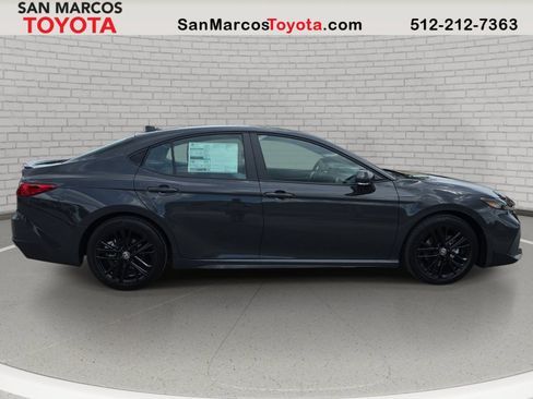 New 2026 Toyota Camry SE FWD image 4