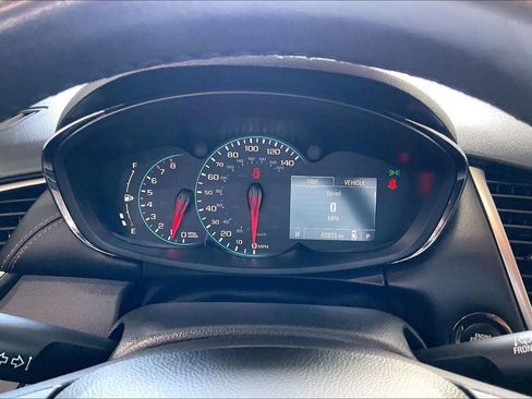 Used 2022 Chevrolet Trax LT w/ Driver Confidence Package AWD/4WD image 7