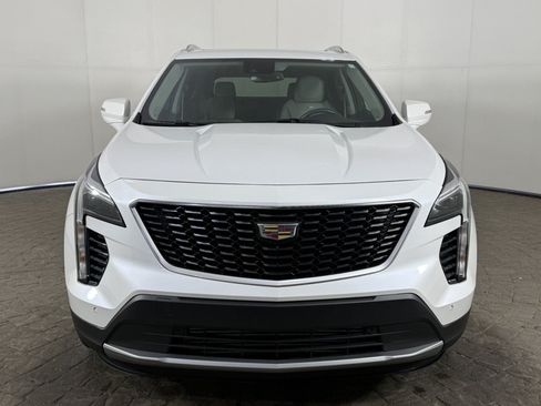 Used 2023 Cadillac XT4 Premium Luxury w/ Sun And Sound Package AWD/4WD image 2