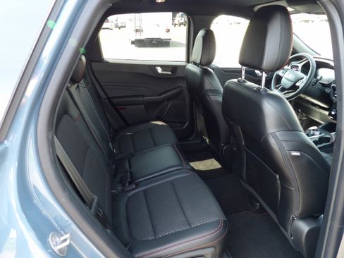 Used 2023 Ford Escape ST-Line w/ Tech Pack #1 image 10