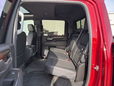 Used 2024 GMC Sierra 2500 Denali w/ Denali Reserve Package image 25