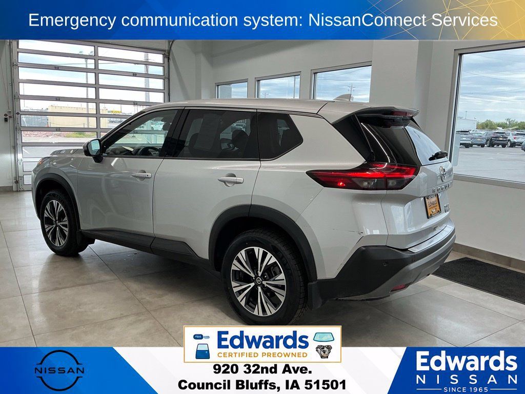 Used 2021 Nissan Rogue SV AWD/4WD image 6