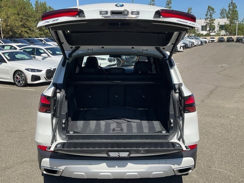 Used 2025 BMW X5 sDrive40i image 15