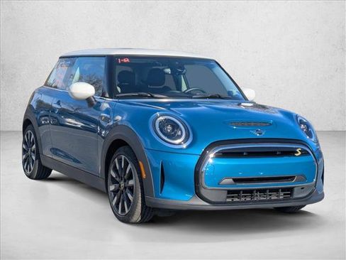 Used 2023 MINI Cooper SE image 3