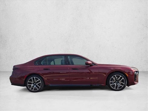 Used 2023 BMW 740i RWD image 4