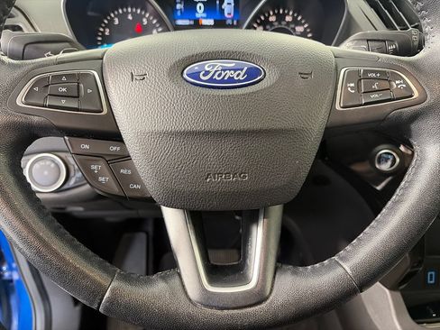 Used 2017 Ford Escape Titanium AWD/4WD image 16