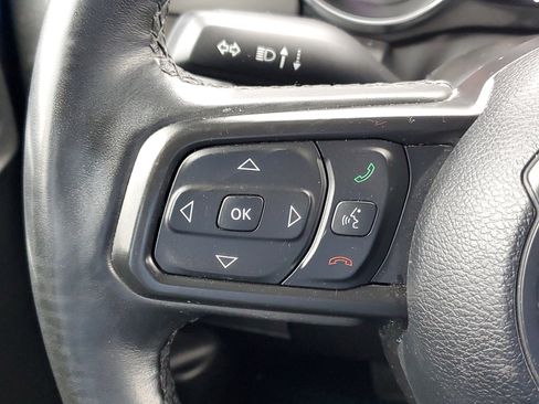 Used 2022 Jeep Gladiator Willys image 19