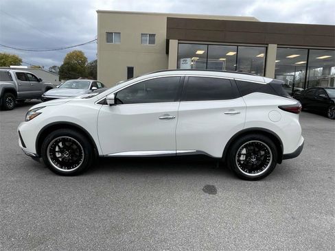 Used 2020 Nissan Murano Platinum w/ Cargo Package image 2