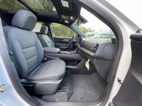 New 2026 Chevrolet Traverse LT w/ Sun and Wheel Package image 27