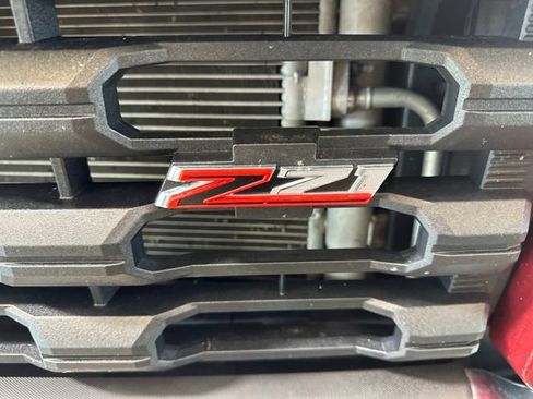 Used 2022 Chevrolet Silverado 3500 LT w/ Convenience Package image 9