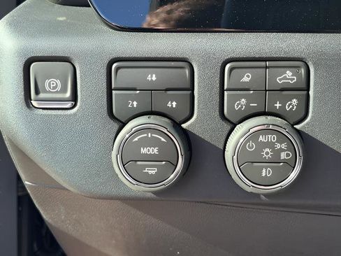 New 2026 Chevrolet Silverado 3500 LT w/ Trail Boss Package image 21