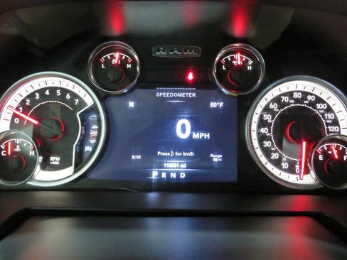 Used 2017 RAM 1500 Lone Star AWD/4WD image 17