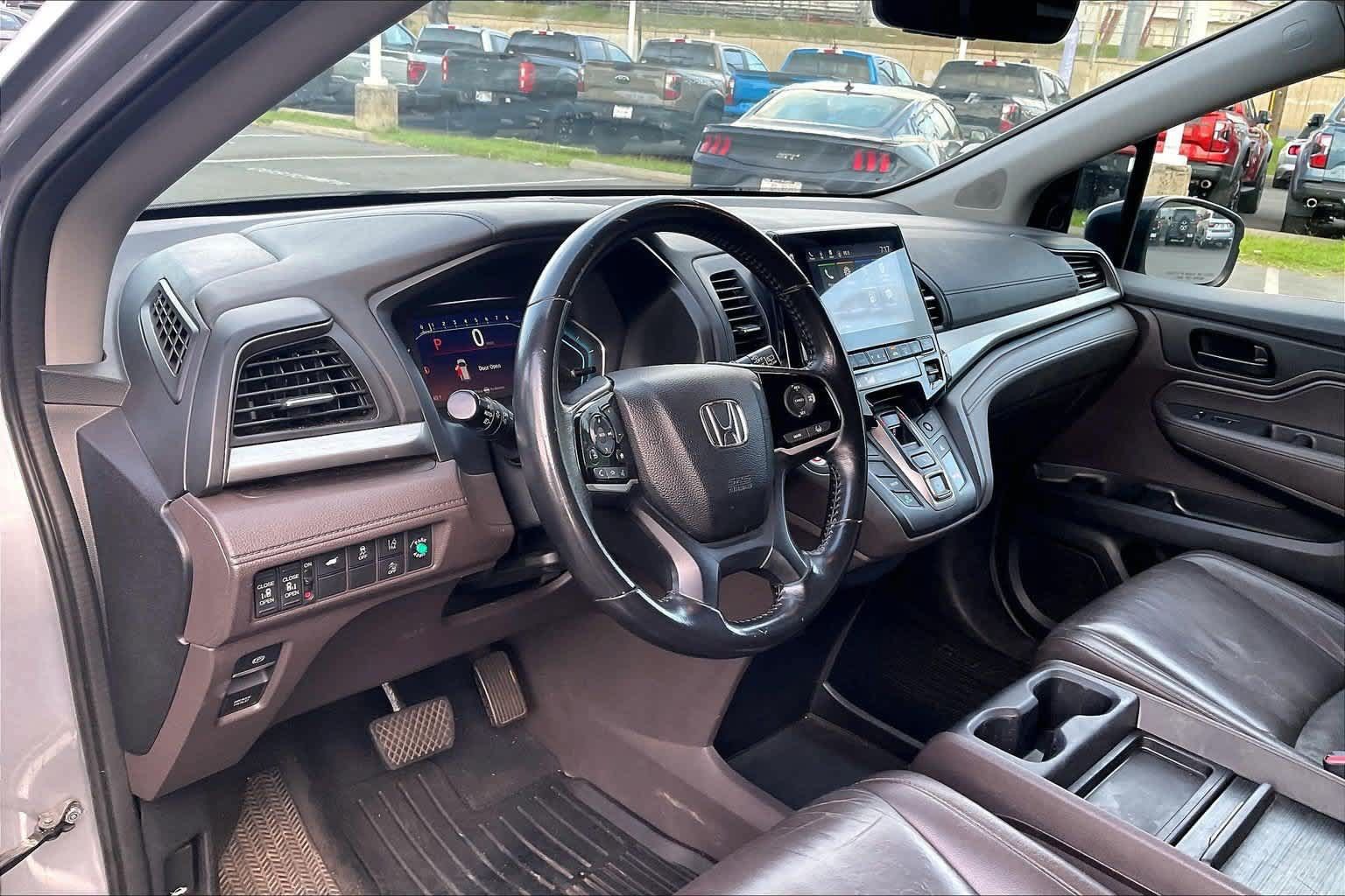 Used 2018 Honda Odyssey EX-L image 2