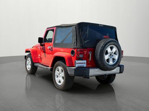 Used 2010 Jeep Wrangler Sahara AWD/4WD image 5