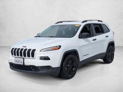 Used 2017 Jeep Cherokee Altitude