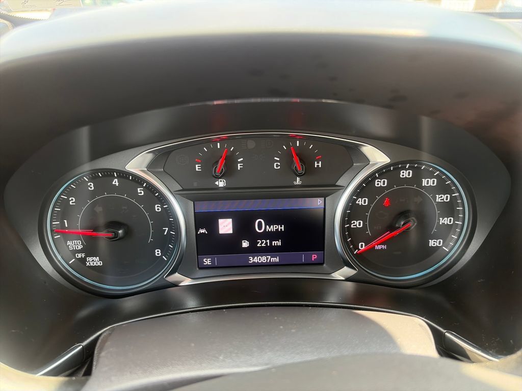 Used 2022 Chevrolet Equinox RS w/ RS Leather Package AWD/4WD image 16