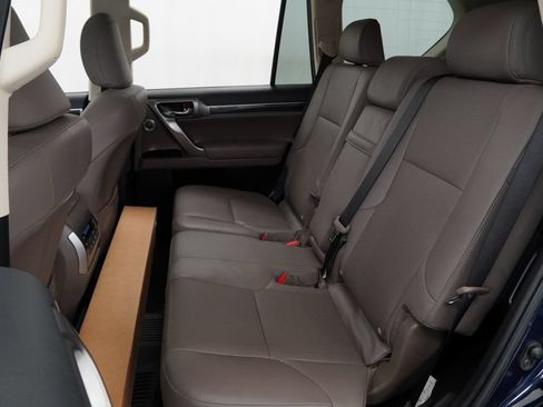 Used 2022 Lexus GX 460 Premium w/ Premium Plus Package AWD/4WD image 12