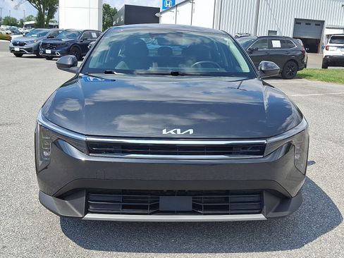Certified 2025 Kia K4 EX FWD image 2