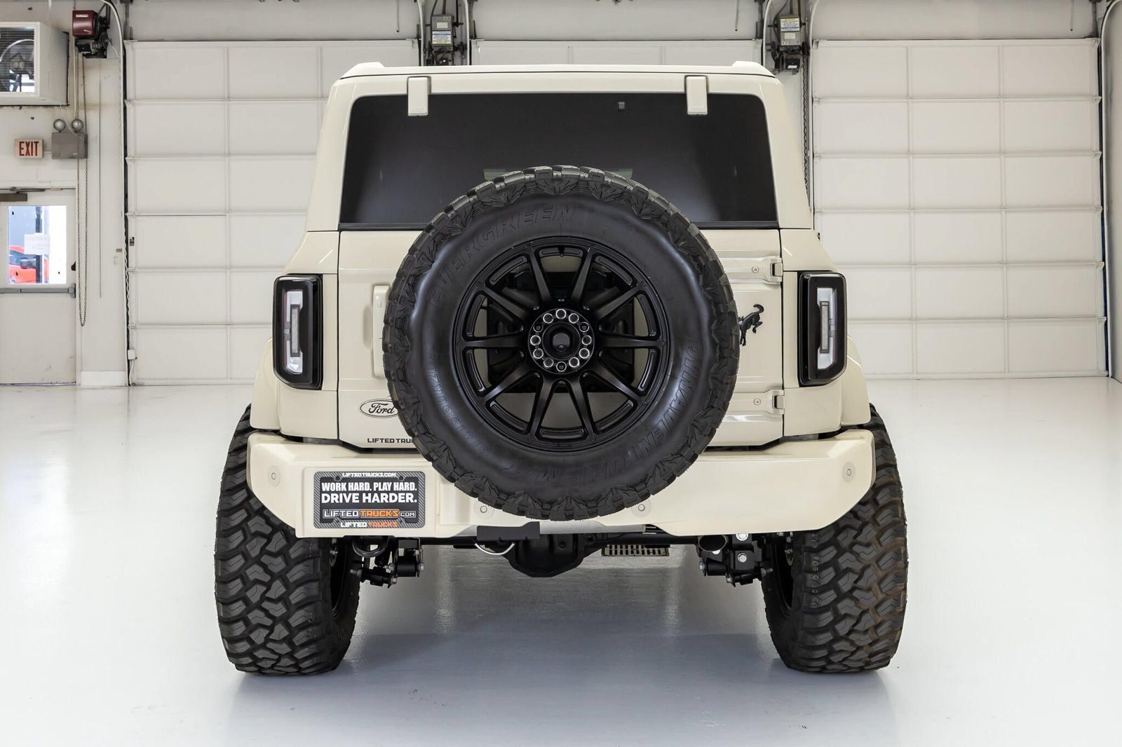 Used 2026 Ford Bronco Outer Banks AWD/4WD image 7