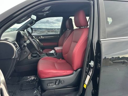 Used 2021 Lexus GX 460 Premium w/ Premium Package AWD/4WD image 9