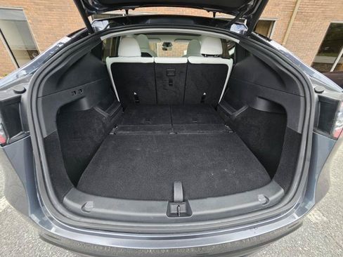Used 2023 Tesla Model Y AWD image 71
