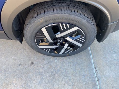 New 2026 Nissan Kicks SV w/ SV Premium Package image 9