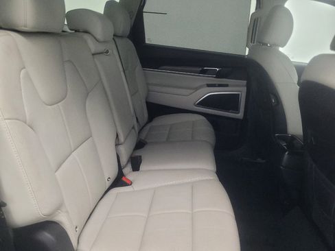 Used 2020 Kia Telluride EX FWD image 19
