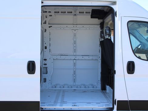 New 2026 RAM ProMaster 3500 w/ Convenience Group image 35