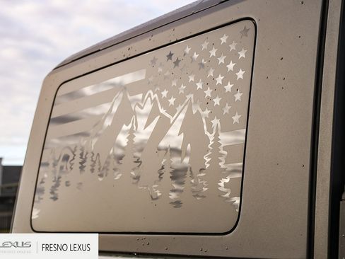 Used 2024 Ford Bronco Wildtrak image 12