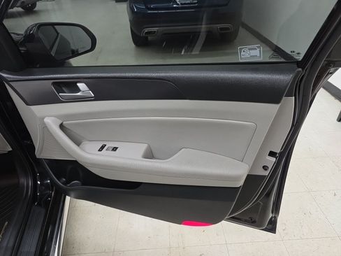 Used 2016 Hyundai Sonata Sport FWD image 11