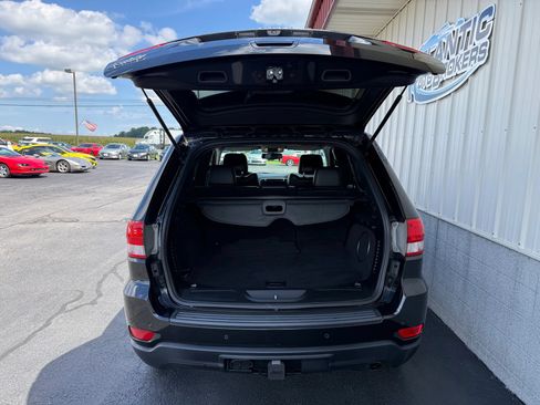 Used 2013 Jeep Grand Cherokee Laredo AWD/4WD image 6