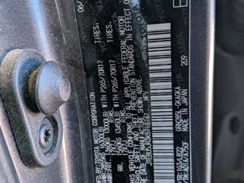 Used 2019 Toyota 4Runner SR5 Premium AWD/4WD image 16